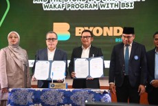 BSI dan IPB Perkuat Wakaf Produktif, Dana Rp10 Miliar Disiapkan untuk Beasiswa Mahasiswa