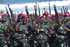 Jejak Panjang Para Kesatria Amfibi, Pangkormar Kukuhkan 947 Prajurit Petarung dengan Baret Ungu