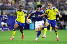 Babak Pertama Jepang vs Swedia: Isak Hien Cedera, Swedia Dipaksa Ubah Strategi di Piala Dunia 2026