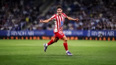 Barcelona Pasang Batas Waktu Transfer Julian Alvarez dan Tak Mau Menunggu Selamanya' untuk Bintang Atletico Itu