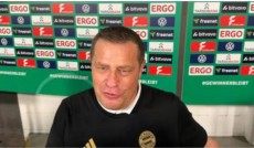 Kepala Olahraga Bayern Munich Pusing Tujuh Keliling Akibat Tertekan untuk Menjual Pemain