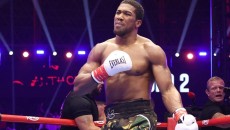Joshua Menang di Pertarungan Pertama Setelah Kecelakaan Desember