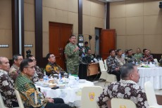 Silaturahmi dengan PPAD, Kasad Paparkan Berbagai Inovasi TNI AD bagi Prajurit dan Masyarakat