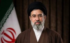 Cegah Konflik Membesar, Mojtaba Khamenei Bantah Terima Surat Pengunduruan Diri Presiden Iran