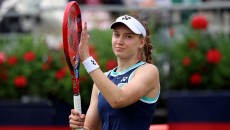 58 Winner, 58 Error: Rybakina Tampil Inkonsisten tapi Kalahkan Kasatkina di Toronto
