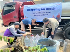 BMM Salurkan 14.000 Liter Air Bersih untuk Warga Terdampak El Nino di Jawa Barat