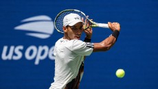 Auger-Aliassime Taklukkan Tsitsipas dalam Pertandingan Pertama Cincinnati Open