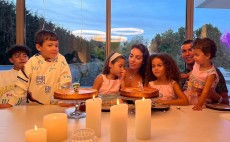 Babak Baru Keluarga Cristiano Ronaldo, Georgina Dikabarkan Adopsi Anak Sambungnya