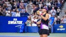 Swiatek Kalahkan Bouzkova Lewat Tiebreak untuk Melaju ke Babak 16 Besar US Open, Andreeva Juga Lolos
