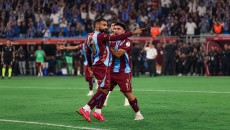 Mohamed Salah Ukir Rekor Pertama dalam 25 Tahun, Legenda Liverpool Sudah Tinggalkan Jejak di Trabzonspor
