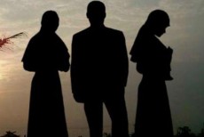 Suami Poligami, Pertahankan atau Cerai? Ini Jawaban Ustaz Ginanjar