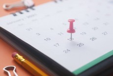 Pemerintah Tetapkan 18 Hari Libur Nasional dan 8 Hari Cuti Bersama di 2027, Ini Daftarnya!