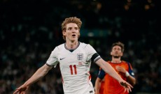 Anthony Gordon, Pemain Berbandrol 1,57 Triliun Pilih Netral dalam Debat Ballon d'Or Antara Harry Kane vs Lamine Yamal