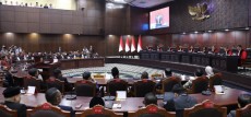 Alasan MK Tetap Tolak Kabulkan Gugatan Meski Gibran Tak Miliki Ijazah