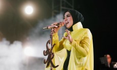 Syahrini Deklarasikan Partai, Begini Caranya Jadi Kader PII