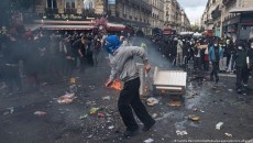 Paris Berlakukan Jam Malam Buntut Kerusuhan di Seluruh Penjuru Prancis