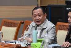 Komisi III DPR: Tolak Usulan Luhut! Hanya Bikin Subur Praktik Korupsi
