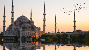 Menapak Jejak Wisata Religi Turki, dari Istana Ottoman hingga Hagia Sophia