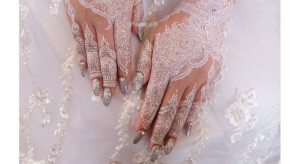 Sekilas Ima Habsyi, Pelukis Henna dengan Desain Klasik hingga BTS