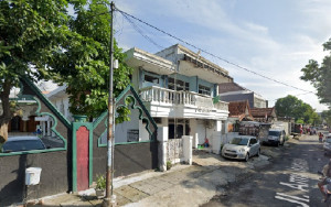 Radio yang Memegang Komando Adzan Masjid-Masjid di Jawa Timur