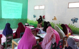 Sekolah Salimah, Bahagiakan Lansia dalam Rangka Birrul Walidain