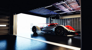 Garasi vs Carport untuk Parkir Mobil Pribadi, Ketahui Bedanya