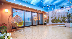 5 Inspirasi Pintu Geser untuk Interior Hemat Ruang