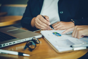 Beda Asuransi Syariah dengan Konvensional