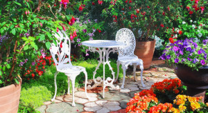 Inspirasi Kursi Taman untuk Dekorasi Outdoor Maksimal