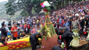 Sejarah Singkat Muharram dan Tradisi Satu Suro di Indonesia