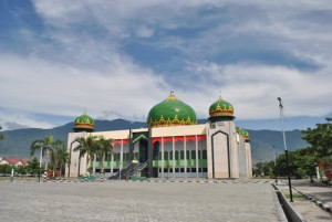 Shalawat dan Dzikir Menggema di Masjid-Masjid Kota Palu
