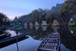 Indahnya Pesona Danau Shuji Bekas Dapur Umum Tentara Jepang