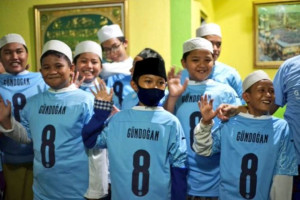 Setelah Ozil, Kini Giliran Pemain Manchester City Ucapkan HUT Ke-76 RI