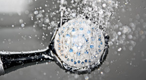 Tips Mandi di Siang Hari, Jangan Langsung Guyur Air ke Kepala