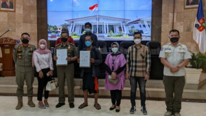 Salut, Komunitas Musik Jalanan Bogor Sosialisasikan Prokes ke Warga