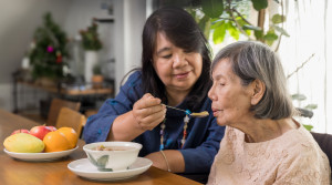 Lansia Perlu Perhatian Lebih saat Pandemi Covid-19