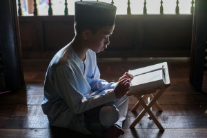 Jangan Terlalu Sering Jenguk Anak di Pesantren, Ini Alasannya
