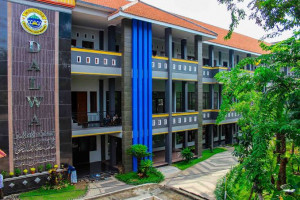 Perguruan Tinggi Pesantren Jadi Harapan di Tengah Pendidikan yang Pragmatis