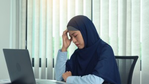 Ingin Galau Hilang dan Utang Lunas? Bacalah Doa Ini