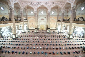 Jangan Lupa Shalat Tepat Waktu, Berikut Jadwal Shalat Hari Ini Rabu (22/9/2021)