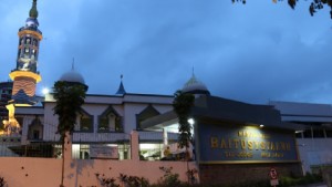 Misteri 7 Makam di Masjid Raya Baitussyakur yang Belum Terungkap