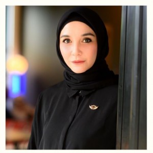 Cara Intan Erlita Membatasi Pemakaian Gadget Berlebih pada Anak