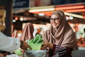 Hukum Membatalkan Puasa Sunnah Senin Kamis dengan Sengaja?