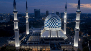 3 Masjid Terkenal di Bekasi, Tempat Nyaman Lepas Penat