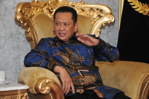 Ketua MPR Harap Dana Abadi Pesantren Dorong Kemandirian Ekonomi Pesantren