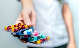 Mulai Hari Ini Produk Obat-obatan dan Kosmetik Wajib Bersertifikat Halal