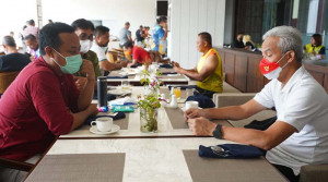 Strategi Ganjar Pranowo Menuju Pilpres 2024 Tiru Presiden Jokowi