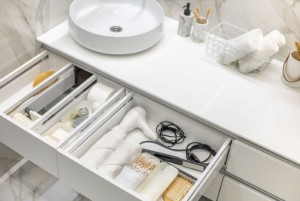 9 Cara Kreatif Kamar Mandi Jadi Teroganisir dan Apik