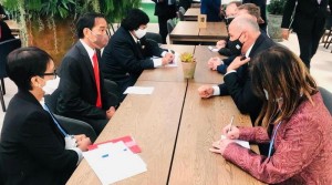 Bertemu PM Slovenia, Jokowi Ungkap Diskriminasi UE Terhadap Kelapa Sawit