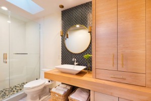 Hindari Menyimpan 7 Benda Ini di Kamar Mandi